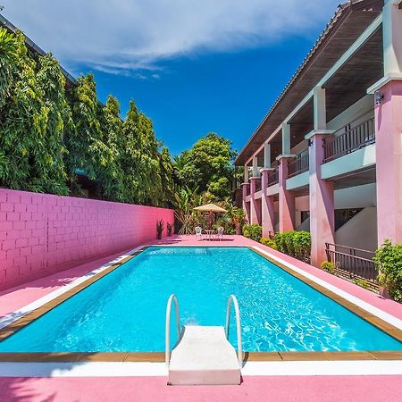 First Resort Albergo Patong Exterior foto