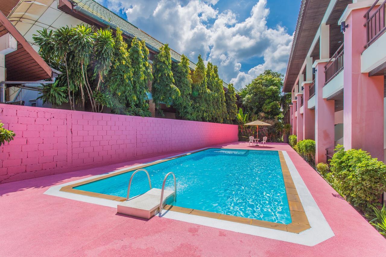 First Resort Albergo Patong Exterior foto