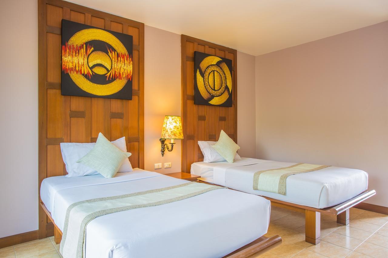 First Resort Albergo Patong Exterior foto