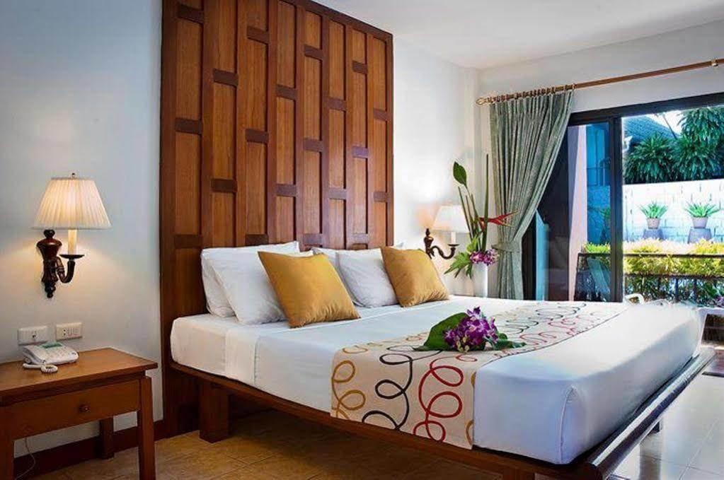 First Resort Albergo Patong Exterior foto