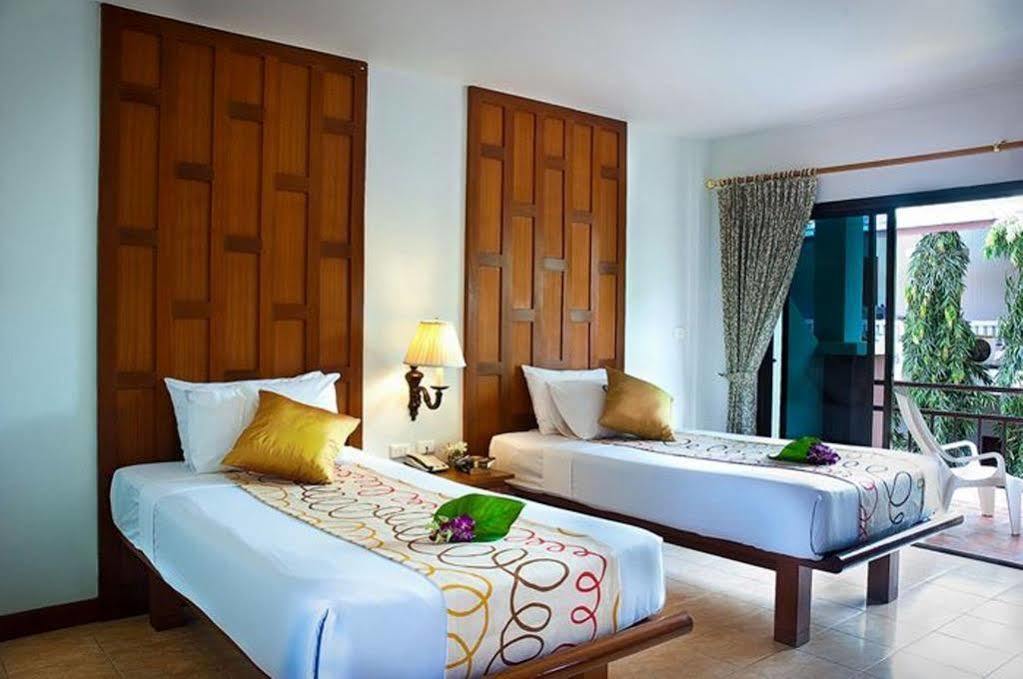 First Resort Albergo Patong Exterior foto