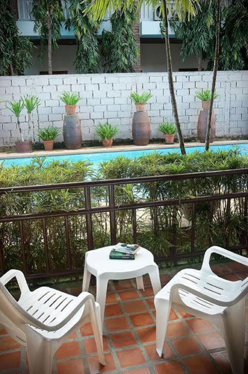 First Resort Albergo Patong Exterior foto