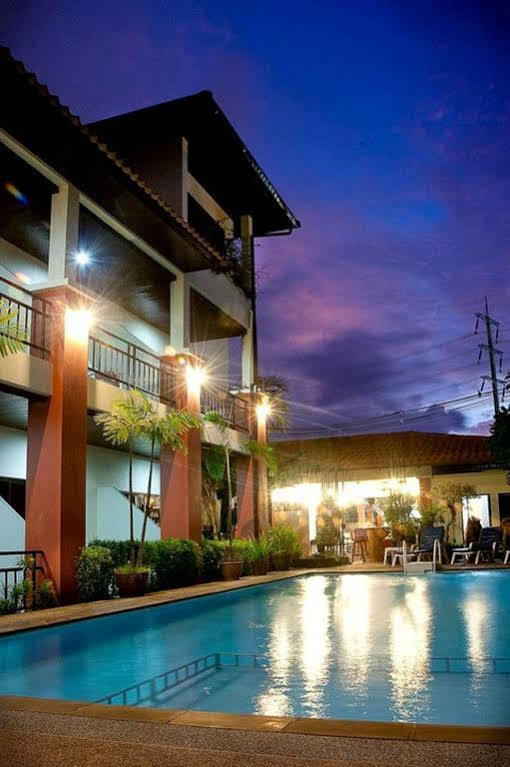 First Resort Albergo Patong Exterior foto